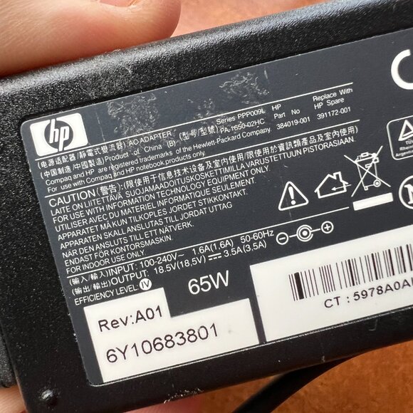 Genuine HP 65W AC Adapter Charger for HP Compaq nx6325 - Picture 4 of 5